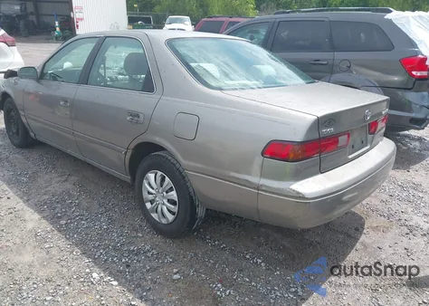 1998 Toyota Camry Le from USA, damaged, VIN 4T1BG22KXWU189980